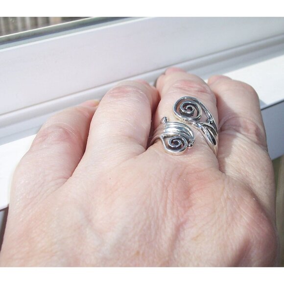 925 STERLING SILVER Adjustable Swirls Statement Bypass Ring - Picture 4 of 10